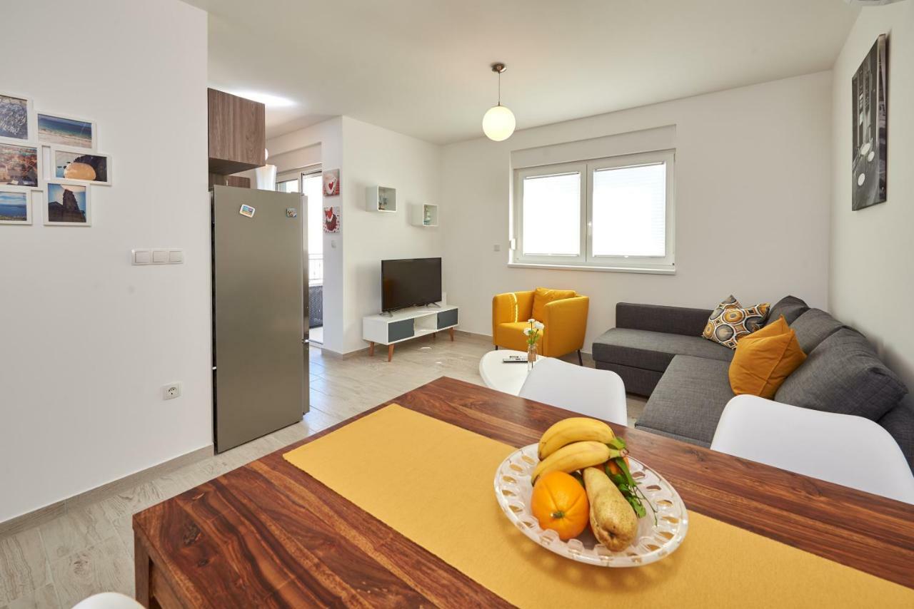 City Apartment Magdalena Trogir Exterior foto